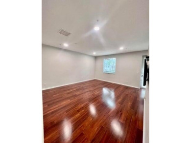 Stylish 3-story townhome in the heart of Abacoa! Open-concept on Abacoa Golf Club in Florida - for sale on GolfHomes.com, golf home, golf lot