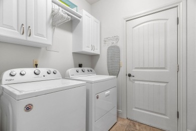 Charming 3BR/2BA Half Duplex in Gated Golf Community - on Ledgestone Country Club and Golf Course in Missouri - for sale on GolfHomes.com, golf home, golf lot