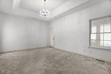 Charming 3BR/2BA Half Duplex in Gated Golf Community - on Ledgestone Country Club and Golf Course in Missouri - for sale on GolfHomes.com, golf home, golf lot