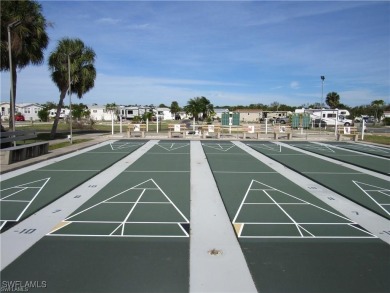 LOCATION! LOCATION! Vacant lot on a 2-way street in Palmetto on Kelly Greens Golf and Country Club in Florida - for sale on GolfHomes.com, golf home, golf lot