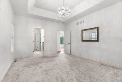 Charming 3BR/2BA Half Duplex in Gated Golf Community - on Ledgestone Country Club and Golf Course in Missouri - for sale on GolfHomes.com, golf home, golf lot