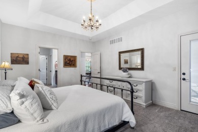 Charming 3BR/2BA Half Duplex in Gated Golf Community - on Ledgestone Country Club and Golf Course in Missouri - for sale on GolfHomes.com, golf home, golf lot