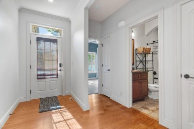 Charming 3BR/2BA Half Duplex in Gated Golf Community - on Ledgestone Country Club and Golf Course in Missouri - for sale on GolfHomes.com, golf home, golf lot