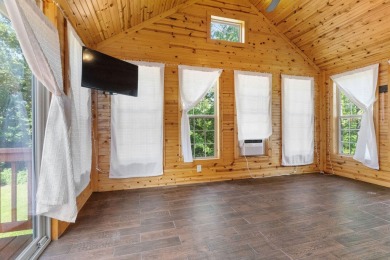 Charming 3BR/2BA Half Duplex in Gated Golf Community - on Ledgestone Country Club and Golf Course in Missouri - for sale on GolfHomes.com, golf home, golf lot
