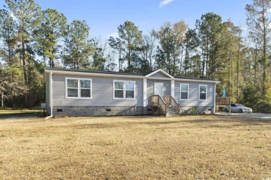 Welcome to your like-new home situated on a .65 acre lot. No on Woodland Valley Country Club in South Carolina - for sale on GolfHomes.com, golf home, golf lot