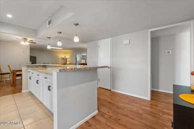 Beautifully renovated two bedroom/2 bath with enclosed bonus on Sun City Country Club in Arizona - for sale on GolfHomes.com, golf home, golf lot