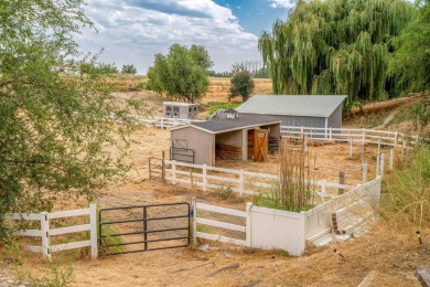 Nestled on nearly a one-acre lot, this retreat boasts mountain on Purple Sage Golf Course in Idaho - for sale on GolfHomes.com, golf home, golf lot