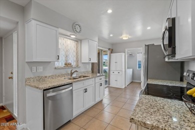 Beautifully renovated two bedroom/2 bath with enclosed bonus on Sun City Country Club in Arizona - for sale on GolfHomes.com, golf home, golf lot