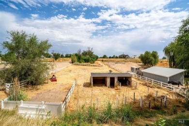 Nestled on nearly a one-acre lot, this retreat boasts mountain on Purple Sage Golf Course in Idaho - for sale on GolfHomes.com, golf home, golf lot