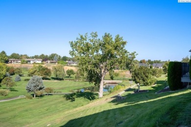 Welcome to your next chapter of *easy living with a view*! This on Canyon Lakes Golf Course in Washington - for sale on GolfHomes.com, golf home, golf lot