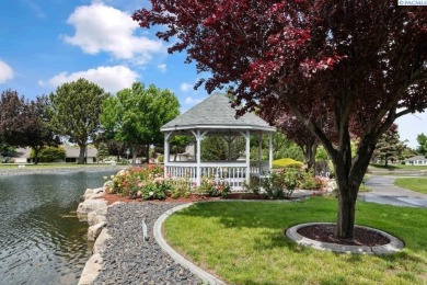 Welcome to your next chapter of *easy living with a view*! This on Canyon Lakes Golf Course in Washington - for sale on GolfHomes.com, golf home, golf lot