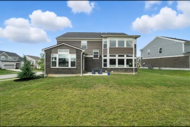 Only 2 years young, this stunning Fischer-built Marshall floor on Shaker Run Golf Club  in Ohio - for sale on GolfHomes.com, golf home, golf lot