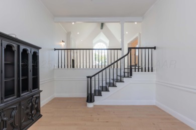Welcome to 3 Sutton Place, a beautifully remodeled tri-level on Tascosa Country Club in Texas - for sale on GolfHomes.com, golf home, golf lot