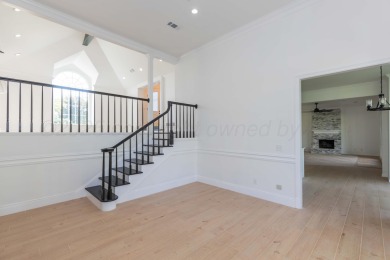 Welcome to 3 Sutton Place, a beautifully remodeled tri-level on Tascosa Country Club in Texas - for sale on GolfHomes.com, golf home, golf lot
