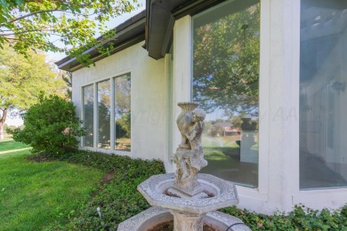 Welcome to 3 Sutton Place, a beautifully remodeled tri-level on Tascosa Country Club in Texas - for sale on GolfHomes.com, golf home, golf lot