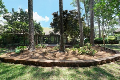 CAREFREE LIVING CAN BE YOURS AT GLENEAGLES GREEN. This is truly on Golf Club at Bluewater Bay Resort in Florida - for sale on GolfHomes.com, golf home, golf lot