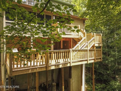 Make this adorable cabin your getaway to the Great Smoky on Laurel Valley Golf Course in Tennessee - for sale on GolfHomes.com, golf home, golf lot