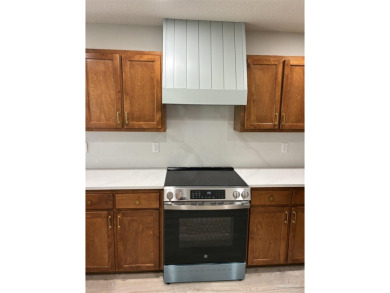 Desirable Victorian Village, immaculate updated-remodeled home on Tiger Point Golf and Country Club in Florida - for sale on GolfHomes.com, golf home, golf lot