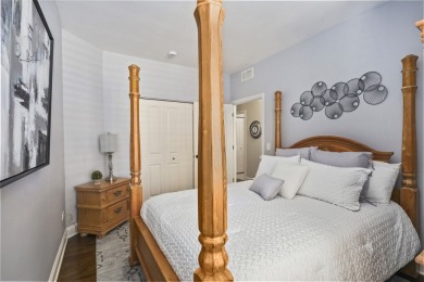 Elegant and updated 3 bed 3 bath Ranch in sought after Carillon on White Eagle Golf Club in Illinois - for sale on GolfHomes.com, golf home, golf lot