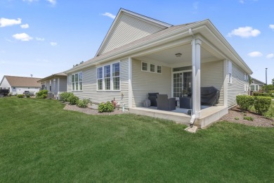 Elegant and updated 3 bed 3 bath Ranch in sought after Carillon on White Eagle Golf Club in Illinois - for sale on GolfHomes.com, golf home, golf lot