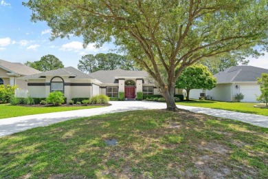 This is your opportunity to live in an impeccably maintained on Tiger Point Golf and Country Club in Florida - for sale on GolfHomes.com, golf home, golf lot