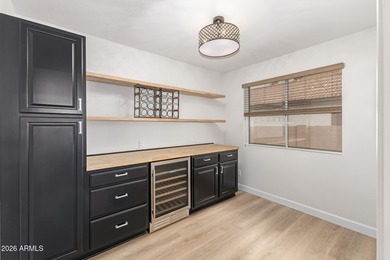 Beautifully renovated home in the gated Ironwood community of on Ironwood Golf Club in Arizona - for sale on GolfHomes.com, golf home, golf lot