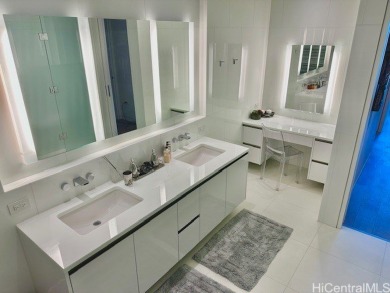 PENTHOUSE! in Ultra-Luxurious Condo *Waiea* in famous Kakaako on Ala Wai Golf Course in Hawaii - for sale on GolfHomes.com, golf home, golf lot