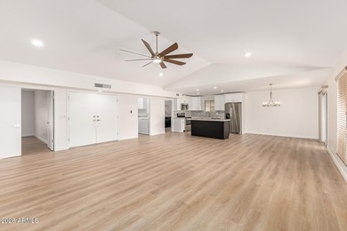 Beautifully renovated home in the gated Ironwood community of on Ironwood Golf Club in Arizona - for sale on GolfHomes.com, golf home, golf lot