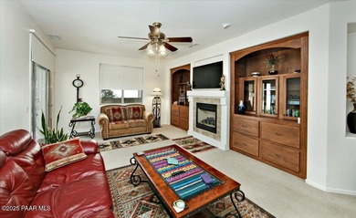 This well maintained 3-bedroom, 2 bathroom, 1,536 sq ft single on StoneRidge Golf Course in Arizona - for sale on GolfHomes.com, golf home, golf lot