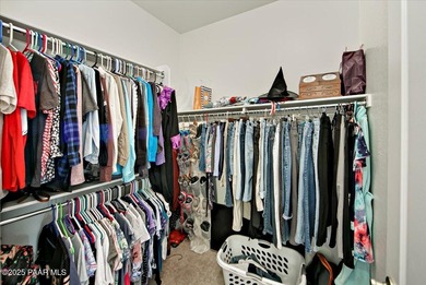 This well maintained 3-bedroom, 2 bathroom, 1,536 sq ft single on StoneRidge Golf Course in Arizona - for sale on GolfHomes.com, golf home, golf lot