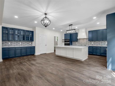 Discover this brand-new construction in Kings Mountain on Woodbridge Golf Links in North Carolina - for sale on GolfHomes.com, golf home, golf lot