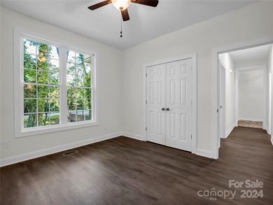 Discover this brand-new construction in Kings Mountain on Woodbridge Golf Links in North Carolina - for sale on GolfHomes.com, golf home, golf lot