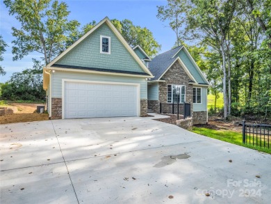 Discover this brand-new construction in Kings Mountain on Woodbridge Golf Links in North Carolina - for sale on GolfHomes.com, golf home, golf lot