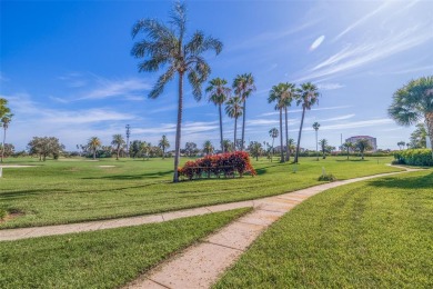NO FLOOD INSURANCE REQUIRED! DID NOT FLOOD DURING 2024 STORMS! on Isla Del Sol Yacht and Country Club in Florida - for sale on GolfHomes.com, golf home, golf lot