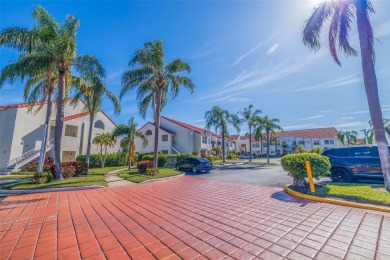 NO FLOOD INSURANCE REQUIRED! DID NOT FLOOD DURING 2024 STORMS! on Isla Del Sol Yacht and Country Club in Florida - for sale on GolfHomes.com, golf home, golf lot
