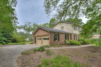 This traditional brick home is located in the desirable on Houndslake Country Club in South Carolina - for sale on GolfHomes.com, golf home, golf lot