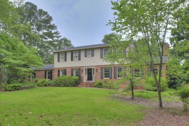 This traditional brick home is located in the desirable on Houndslake Country Club in South Carolina - for sale on GolfHomes.com, golf home, golf lot