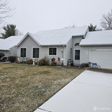 A very desirable Dexter II model with open floor plan in one of on Clearbrook Golf Club in New Jersey - for sale on GolfHomes.com, golf home, golf lot