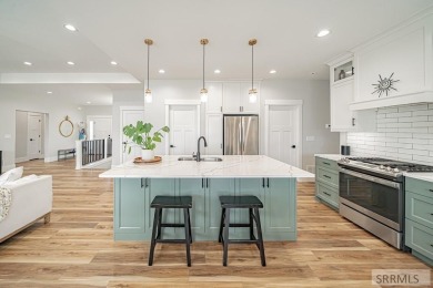 This gorgeous custom home in Fairway Estates is sure to take on Sage Lakes Municipal Golf Course in Idaho - for sale on GolfHomes.com, golf home, golf lot