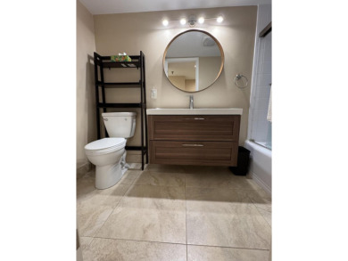 *LOWEST PRICED and TOTALLY RENOVATED!* GORGEOUS VOYAGER CONDO! on Pompano Beach Golf Course  in Florida - for sale on GolfHomes.com, golf home, golf lot