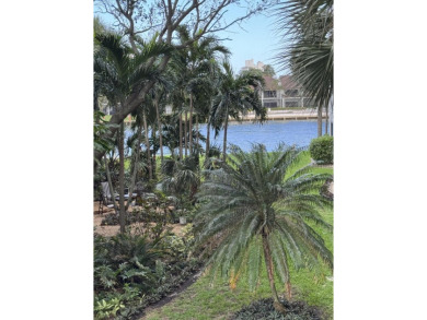 *LOWEST PRICED and TOTALLY RENOVATED!* GORGEOUS VOYAGER CONDO! on Pompano Beach Golf Course  in Florida - for sale on GolfHomes.com, golf home, golf lot