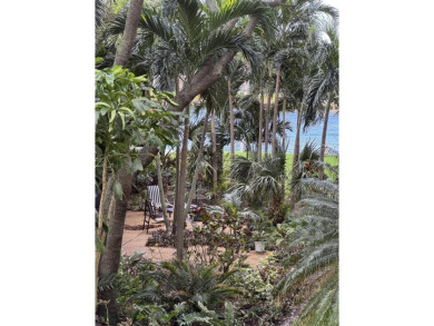 *LOWEST PRICED and TOTALLY RENOVATED!* GORGEOUS VOYAGER CONDO! on Pompano Beach Golf Course  in Florida - for sale on GolfHomes.com, golf home, golf lot