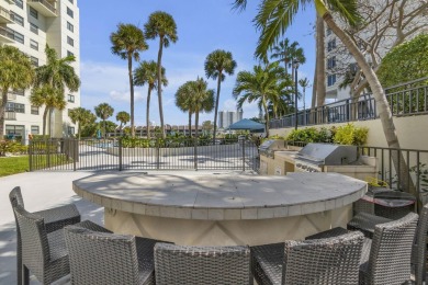 *LOWEST PRICED and TOTALLY RENOVATED!* GORGEOUS VOYAGER CONDO! on Pompano Beach Golf Course  in Florida - for sale on GolfHomes.com, golf home, golf lot
