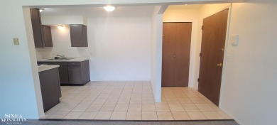 Well maintained Wildwood condo in Marysville! This 2 bedroom 1 on Marysville Golf Course in Michigan - for sale on GolfHomes.com, golf home, golf lot