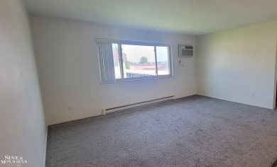 Well maintained Wildwood condo in Marysville! This 2 bedroom 1 on Marysville Golf Course in Michigan - for sale on GolfHomes.com, golf home, golf lot