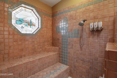 Welcome to your Havasu getaway-where lake views, golf course on London Bridge Golf Course in Arizona - for sale on GolfHomes.com, golf home, golf lot