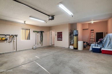 Welcome to your Havasu getaway-where lake views, golf course on London Bridge Golf Course in Arizona - for sale on GolfHomes.com, golf home, golf lot