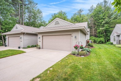 Get ready to move right into this fantastic 2bed, 3bth condo in on Oak Ridge Golf Club in Michigan - for sale on GolfHomes.com, golf home, golf lot