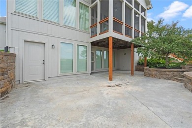 Fabulous One-Owner Reverse 1.5 Story home situated on one of the on Golf Club of Creekmoor in Missouri - for sale on GolfHomes.com, golf home, golf lot