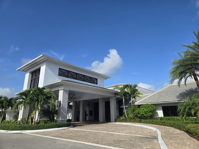 Black Friday Discounted Sale Price on home in Boca Woods Country on Boca Woods Country Club in Florida - for sale on GolfHomes.com, golf home, golf lot